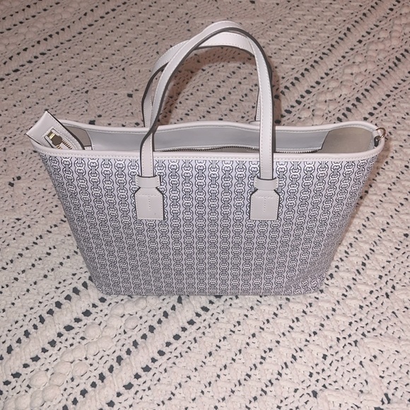 Tory Burch Gemini Link New Ivory Tote - Picture 5 of 6
